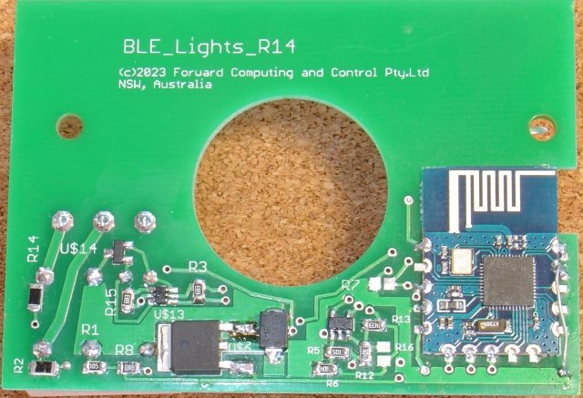 https://www.forward.com.au/pfod/HomeAutomation/BLEHighPowerLightSwitch/PCB_bottom.jpg